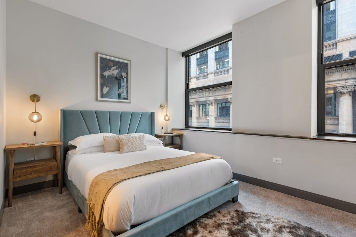 Downtown Luxury + Unmatched Comfort gallery image 3