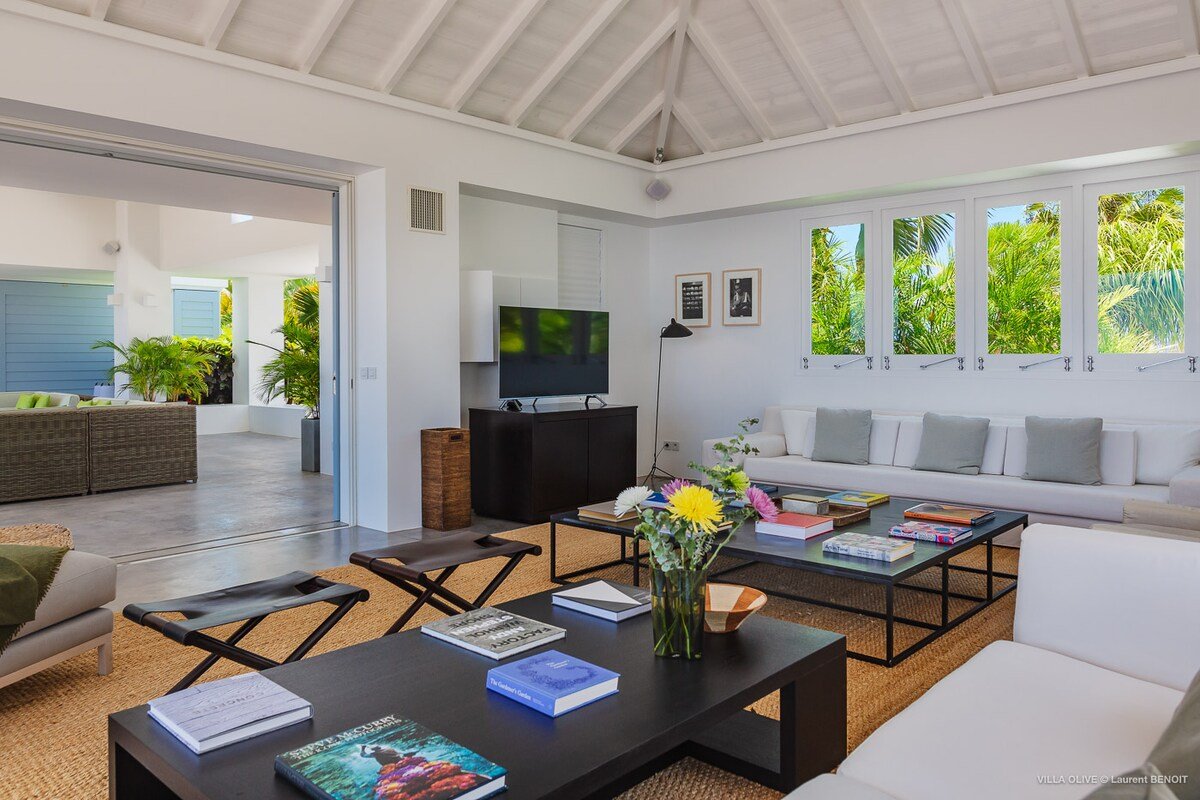 Olive gallery image 5