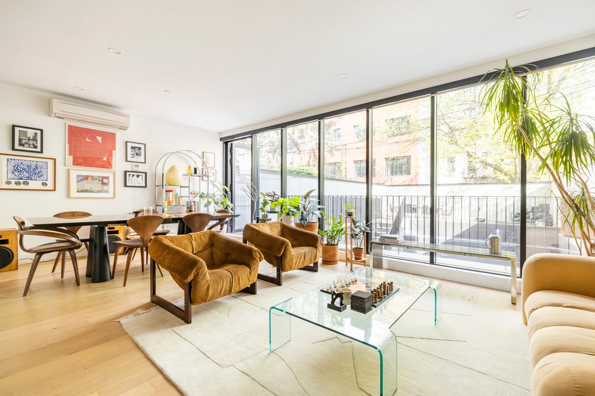 Huge Garden Oasis on the Best Block in Greenpoint