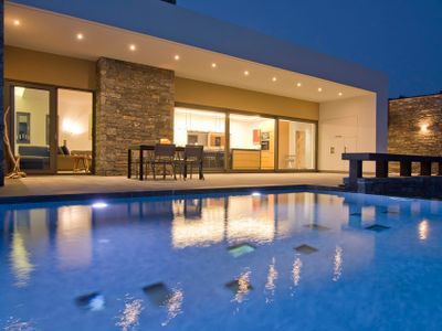 Villa Faros, 4 BD, 3 BA, private infinity pool