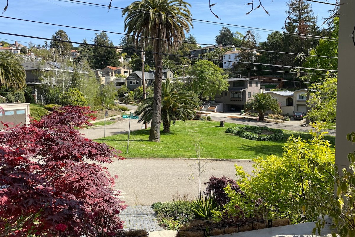 Luxury 3BR Rockridge Retreat-Walk to everything! gallery image 5