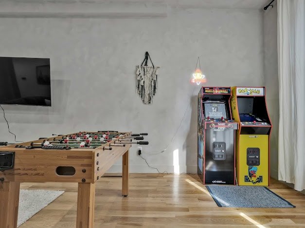 Massive Townhouse/Heart of Brooklyn w Arcade games gallery image 5