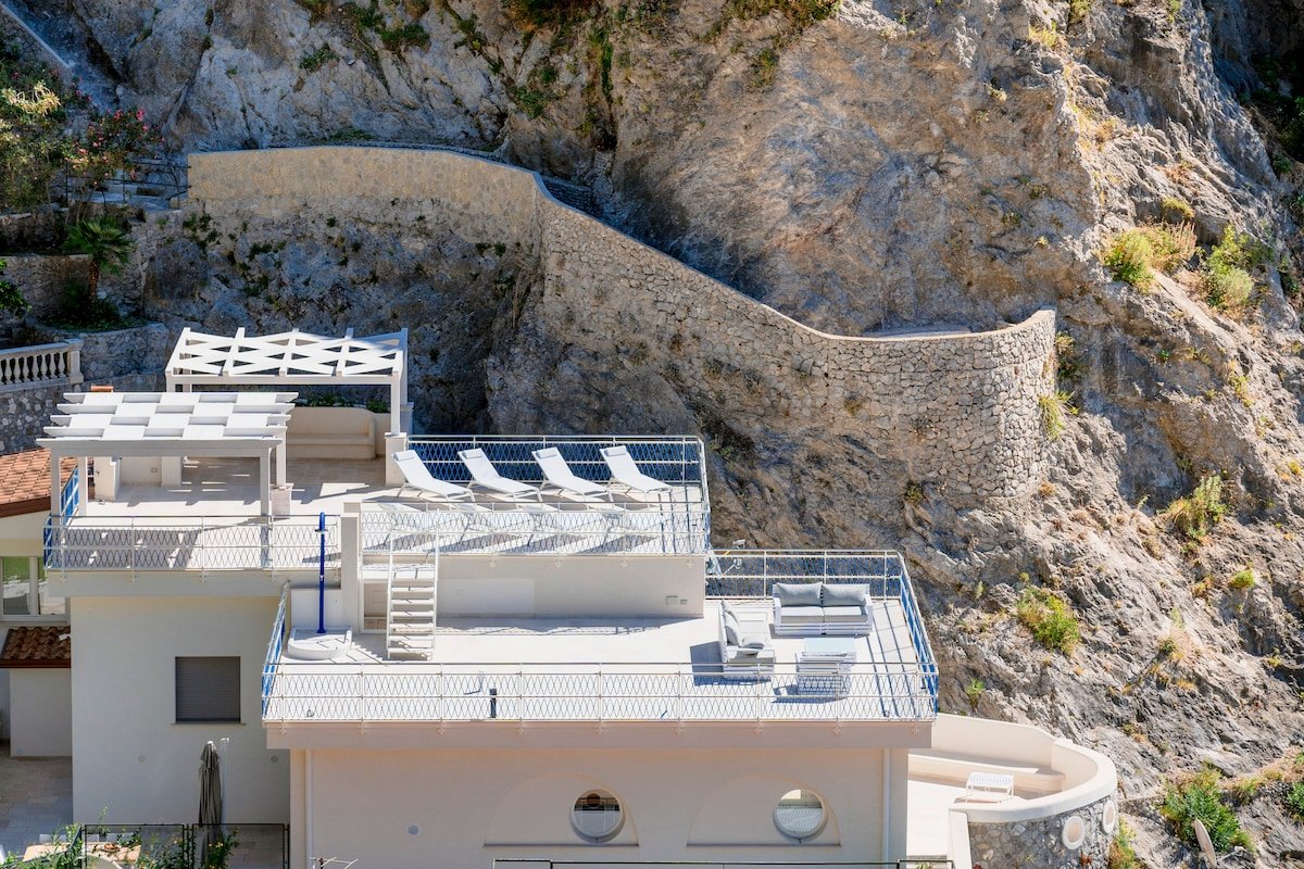 Marelda gallery image 2