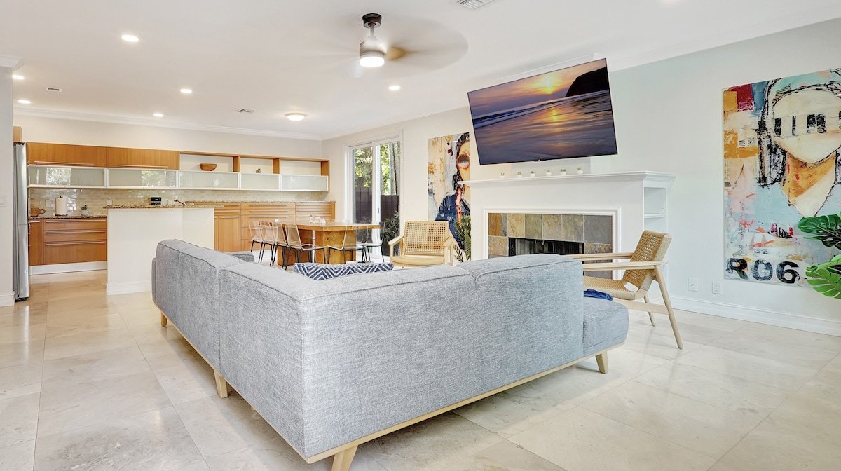 LAS OLAS Quiet 4 KING BED Retreat [4BD/3BTH] gallery image 2