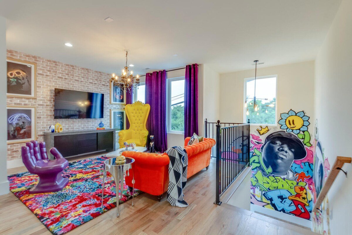 The Ultimate Hip-Hop Haven | Rooftop Patio gallery image 4