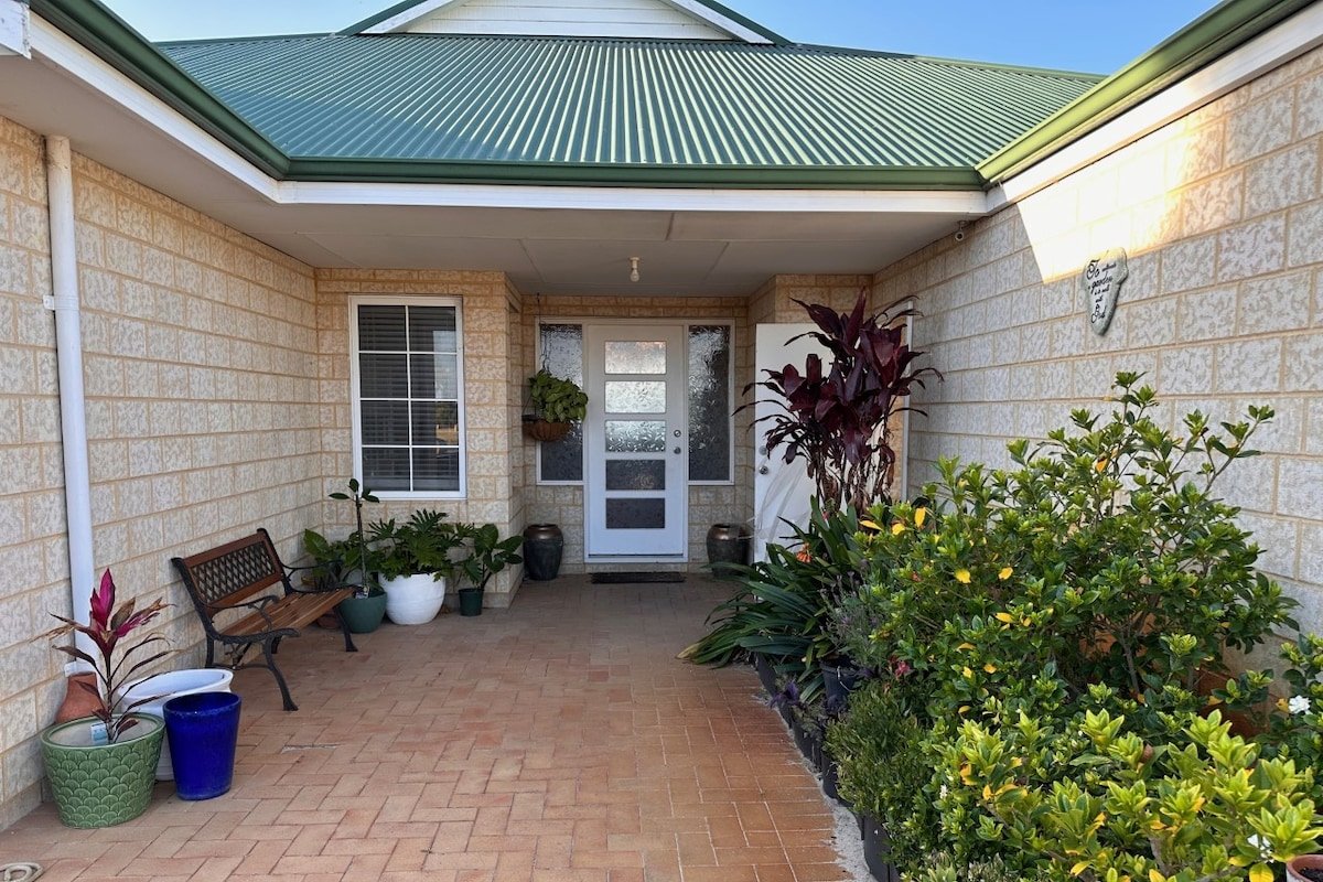 Country Retreat gallery image 3