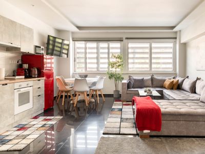 Amazing brand NEW 4BDR/2BATH Apt w/Balcony in ATH