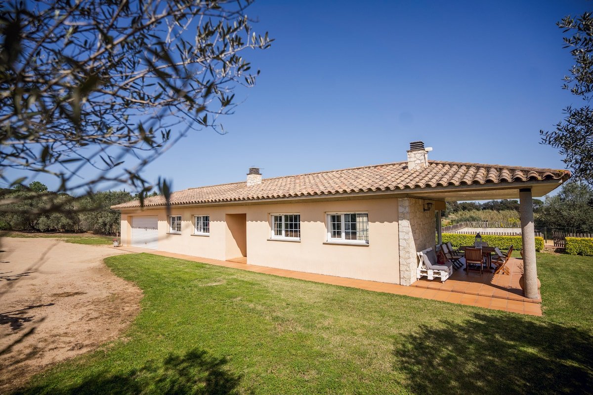 Can Salgas gallery image 4