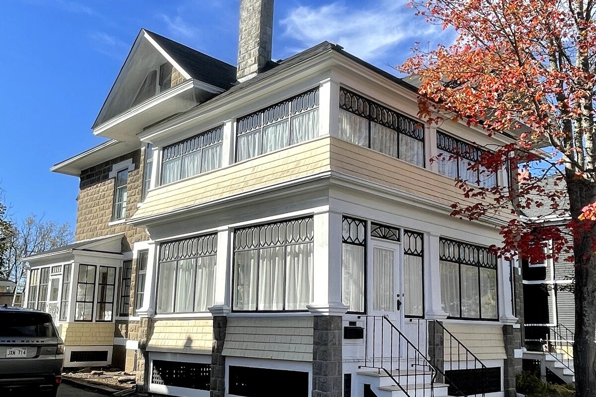 Beautiful Historic Upgrade Main gallery image 3