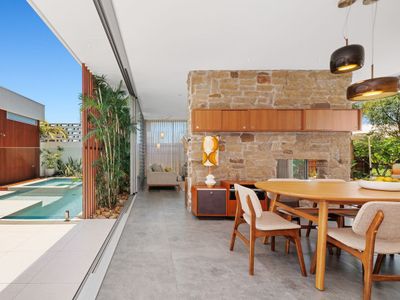 Hikari House – Beachfront home!