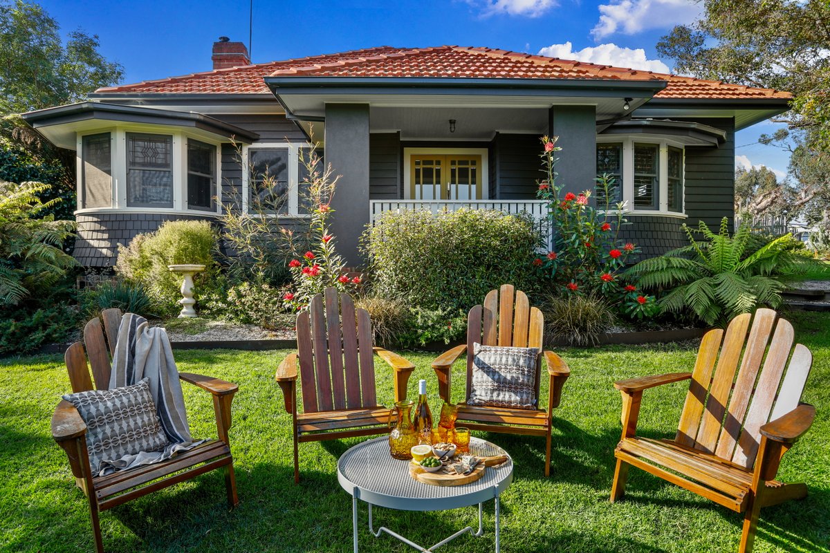 SeeApollo – 1920s Bungalow (7 Bedroom)