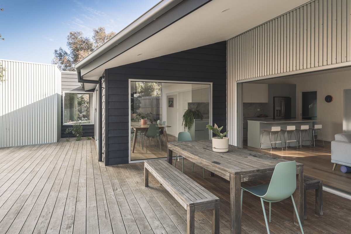 Jan Juc Family Nest gallery image 2