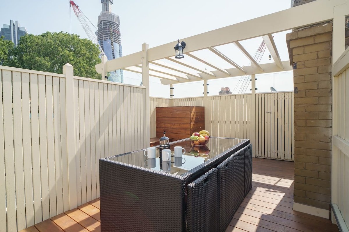 Water Front 6 Bedrooms The Rocks 2 Apartments #34 gallery image 4