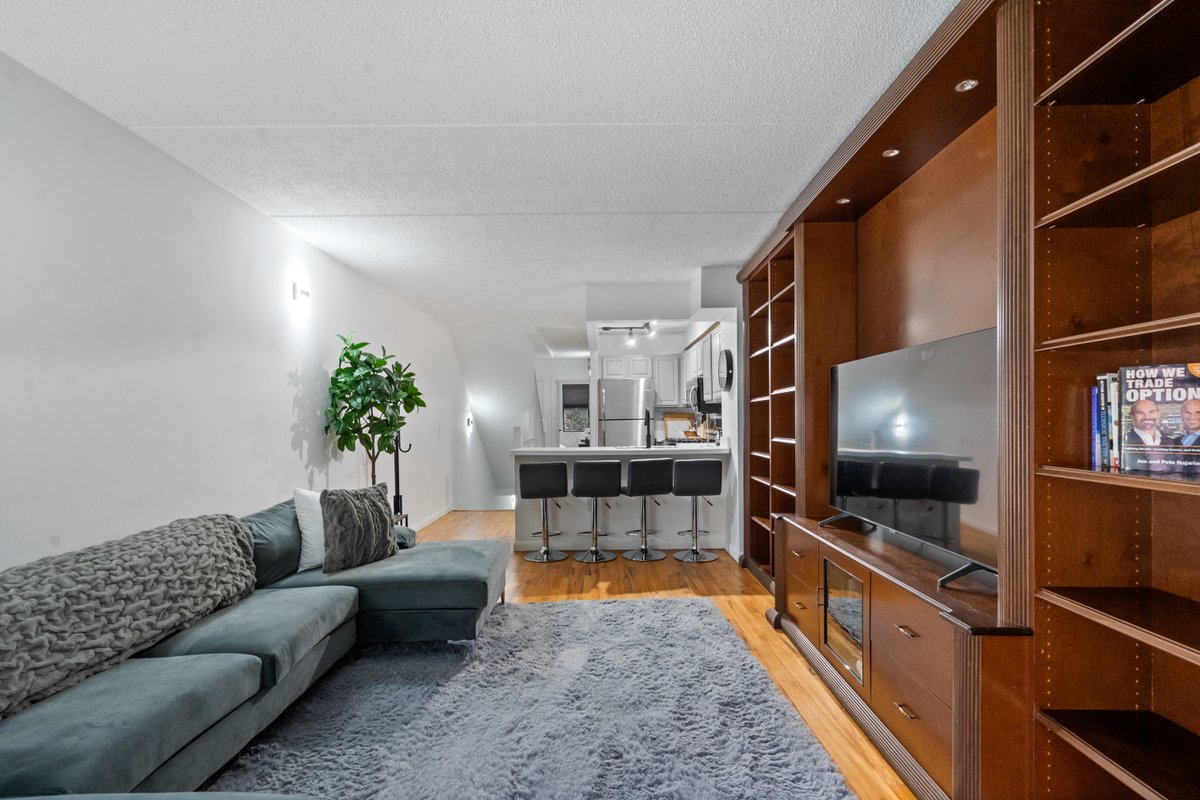 Modern Spacious 3BR 2BTH APT in Manhattan