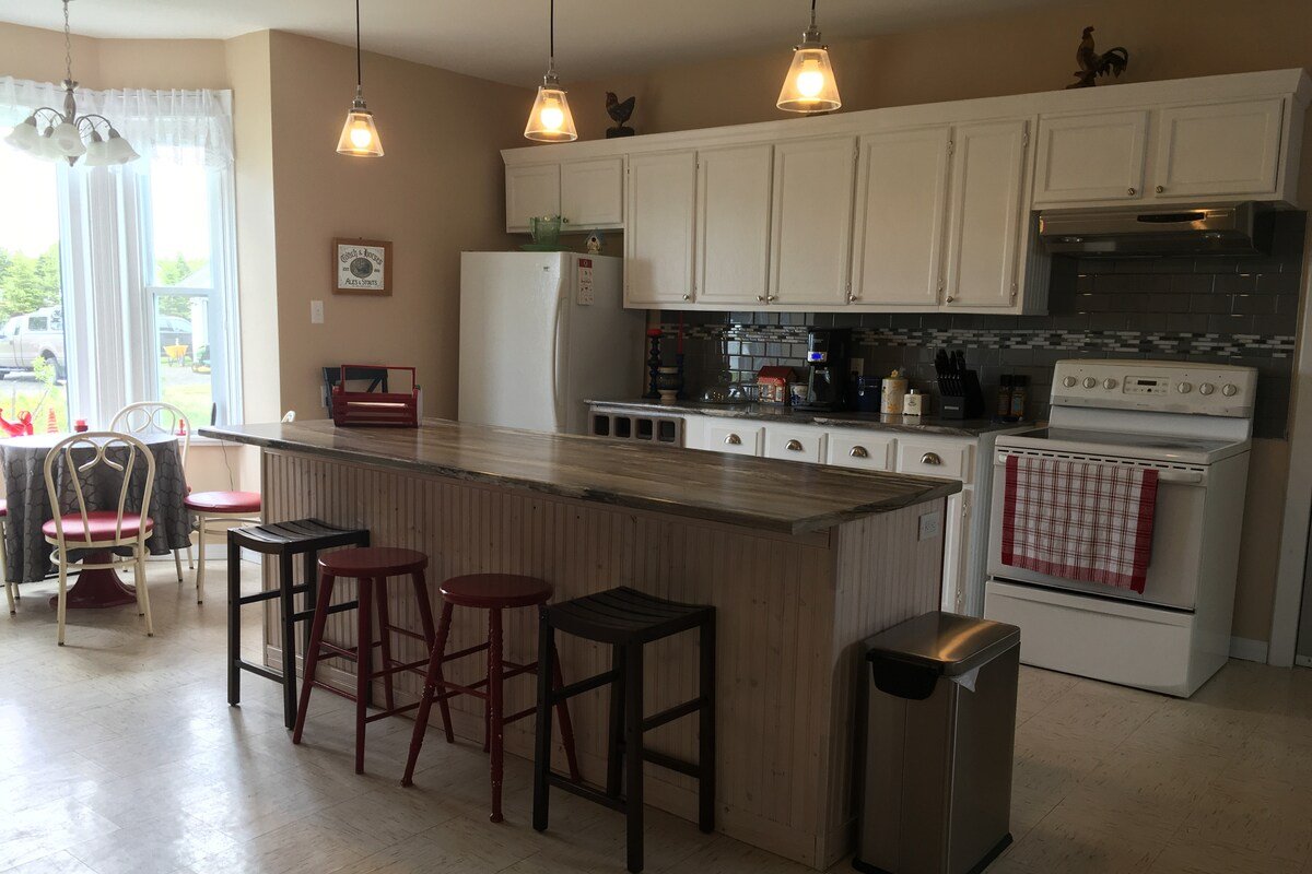 Bay Breeze House gallery image 5