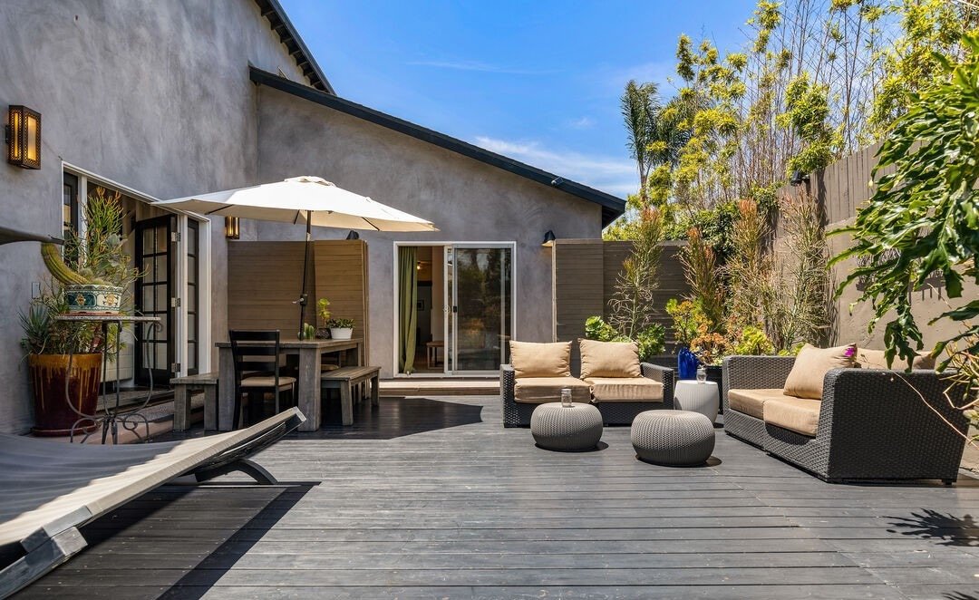 Pool House Oasis Close to Venice & Marina gallery image 4