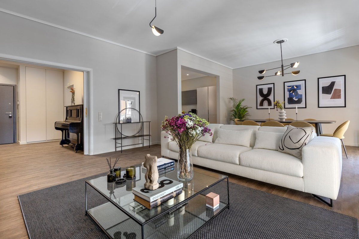 Penthouse- The Beehive Apartments Athens gallery image 3