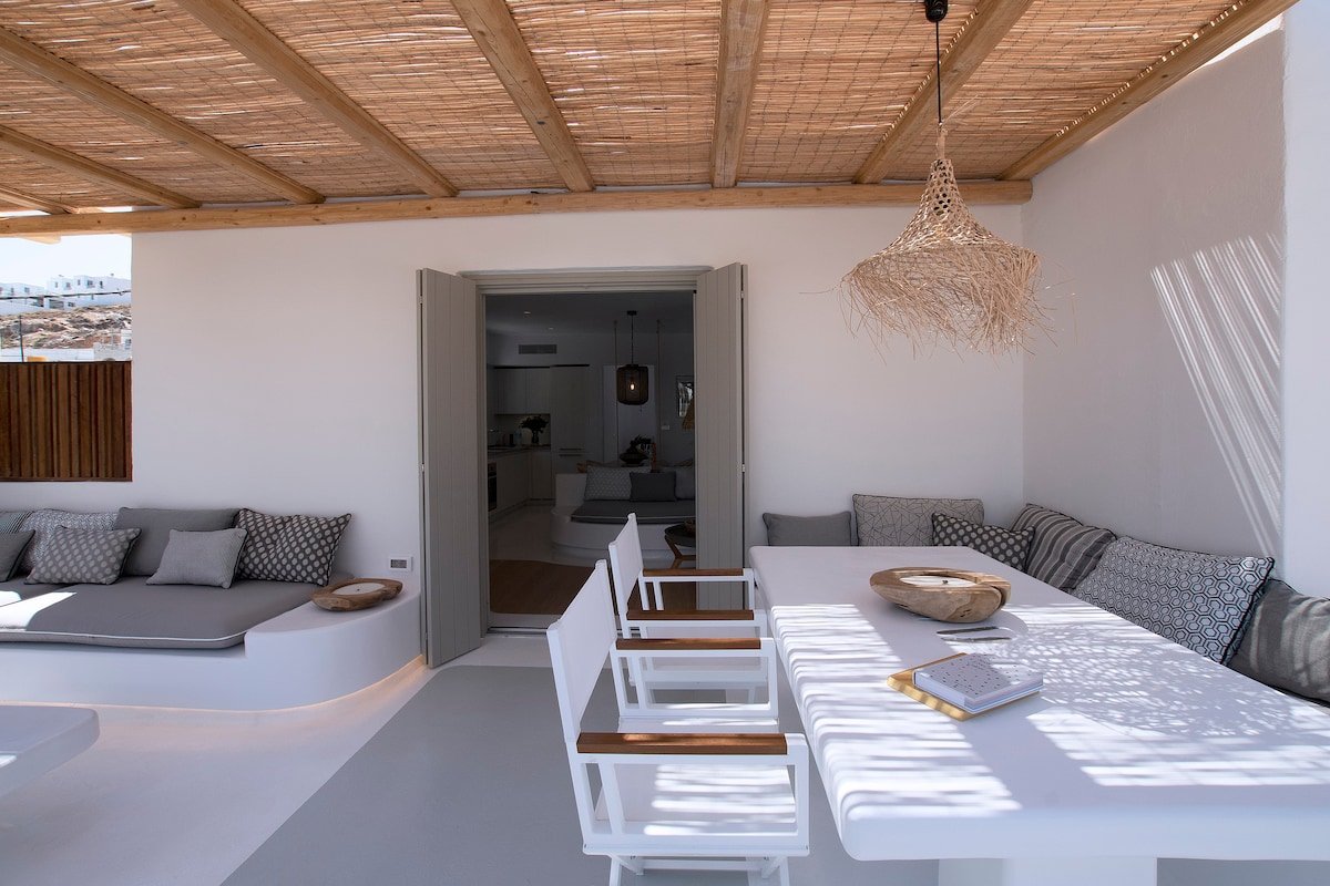 Potami Home by Rocks Estates gallery image 5