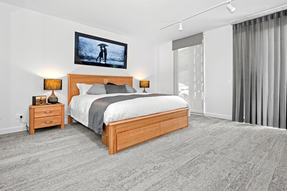 Sunrise at Middleton – A short walk to the beach gallery image 4