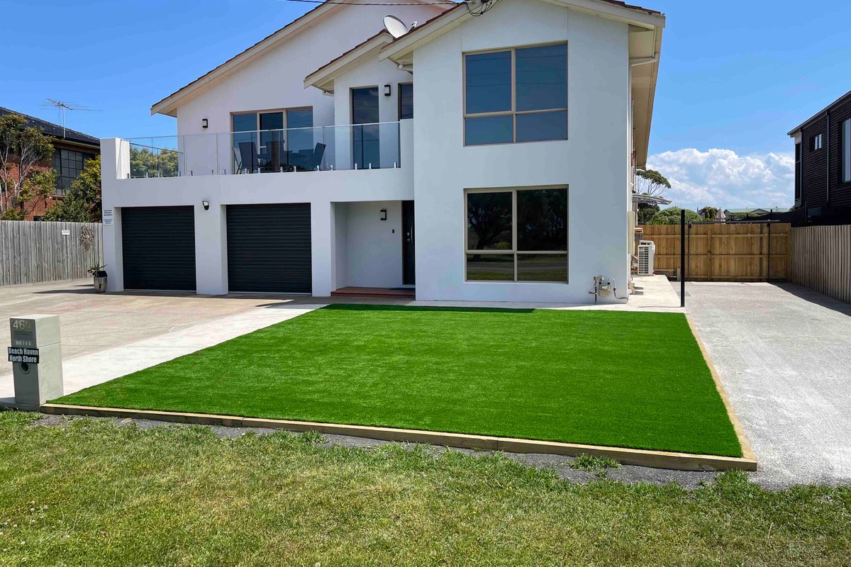 The Waterfront – The beach at your doorstep!