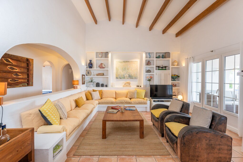 Spectacular front line villa in Binidalí, Menorca gallery image 5