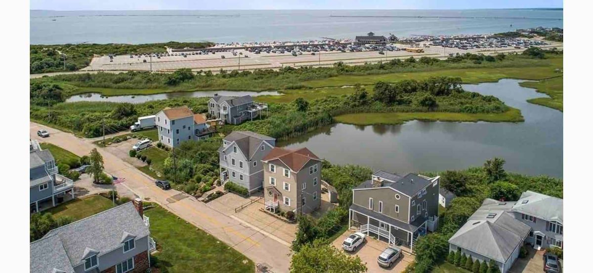 Wildwings RI on the water gallery image 3