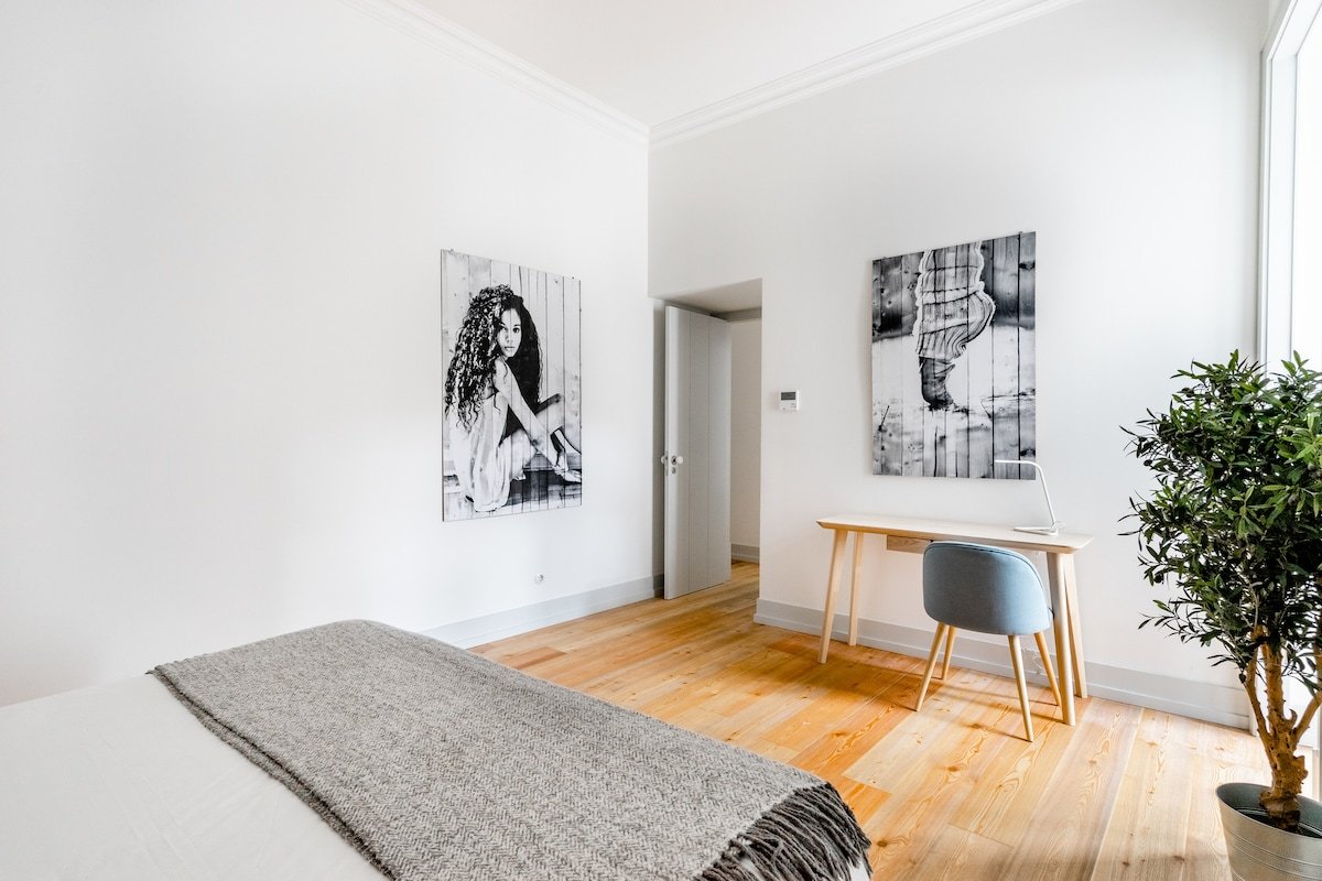 MY LX FLAT Sophisticated Gem in Lisbon’s Heart gallery image 4