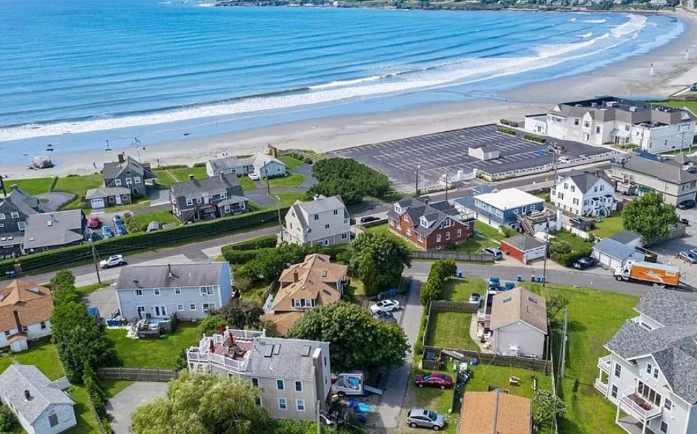 Beautiful Rental near Beach and Downtown! gallery image 2