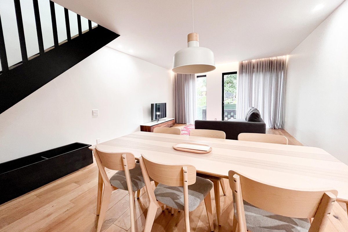 Modern, Charming 3-Bedroom Brooklyn with Rem-casa