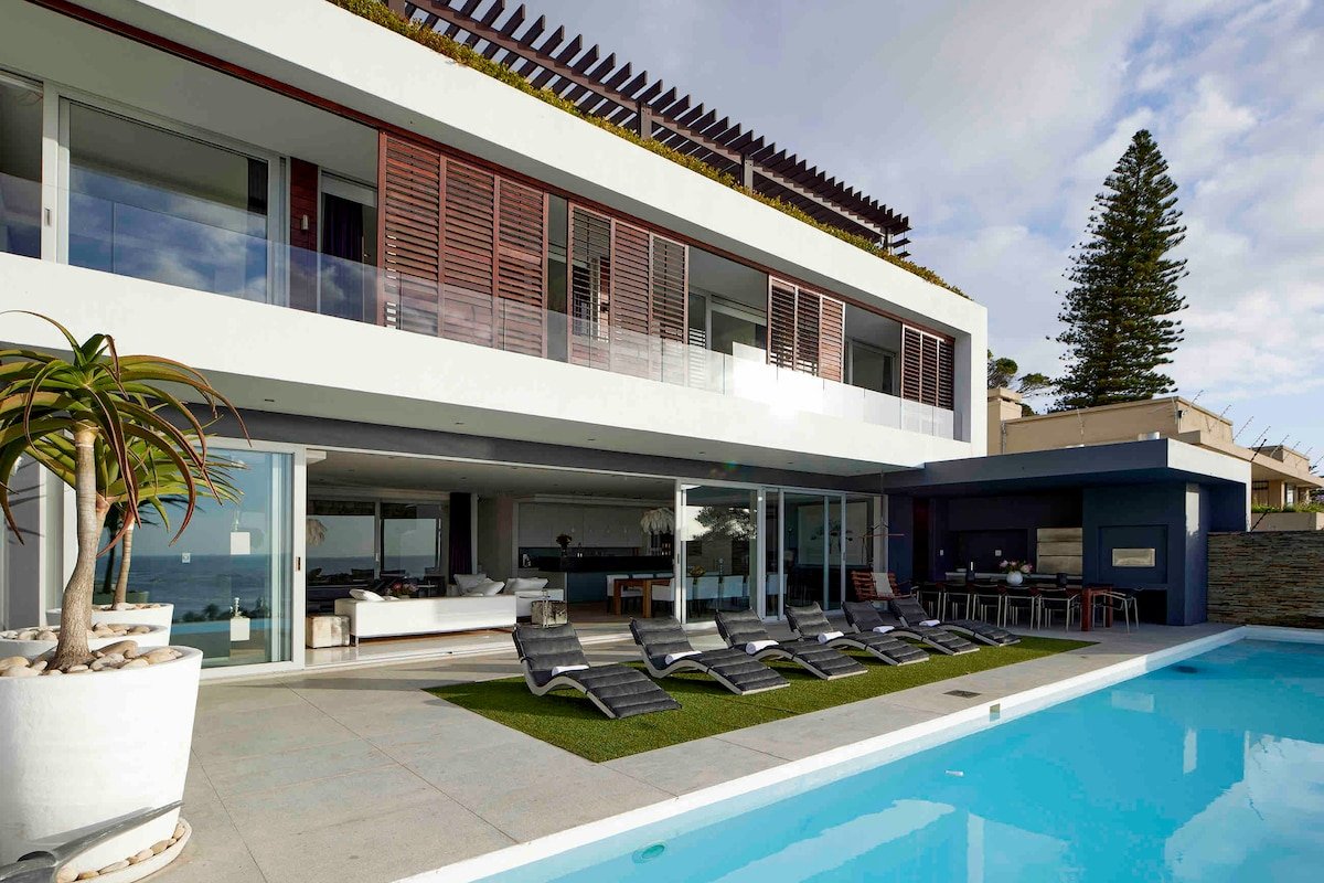 22 Geneva Camps Bay -solar back up system- OWNER gallery image 5