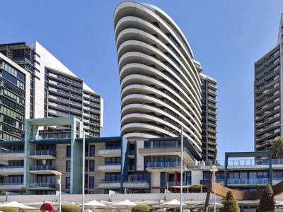 Panoramic View, 3BR, 2BTH, Free Wifi, 2 Car Space