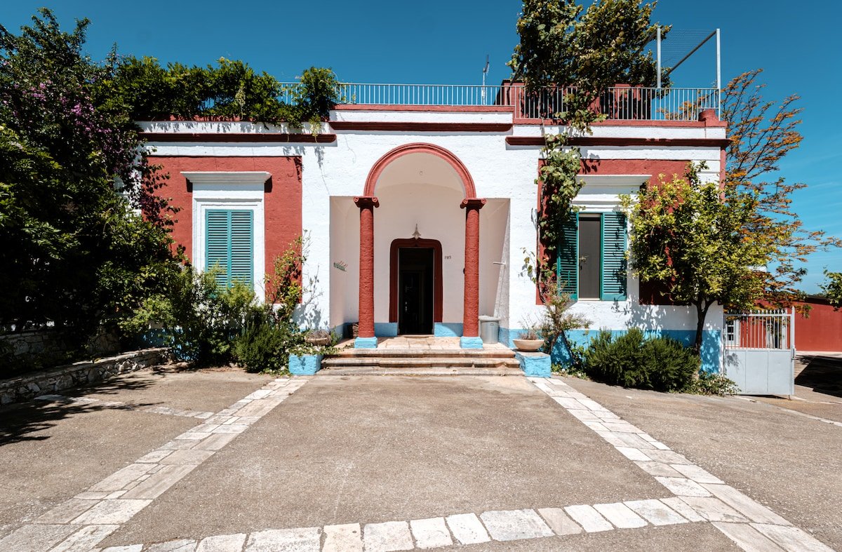 Villa Barbara-Private Villa with Pool in Monopoli gallery image 4