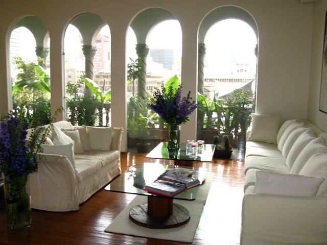 Deluxe 4-BR penthouse, views, historic center gallery image 3