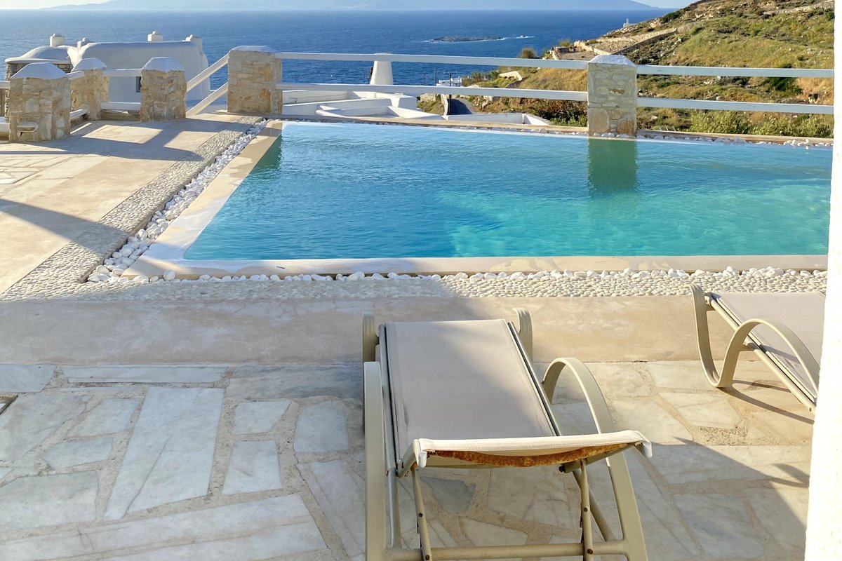 Villa Viento, by Mykonos Rocky Villas