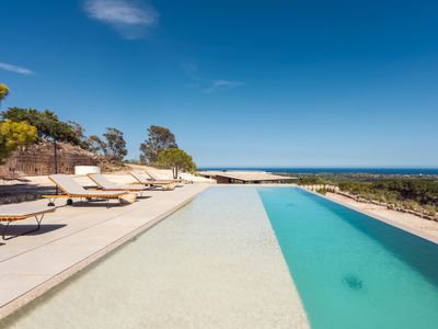 La Cava Boutique Home