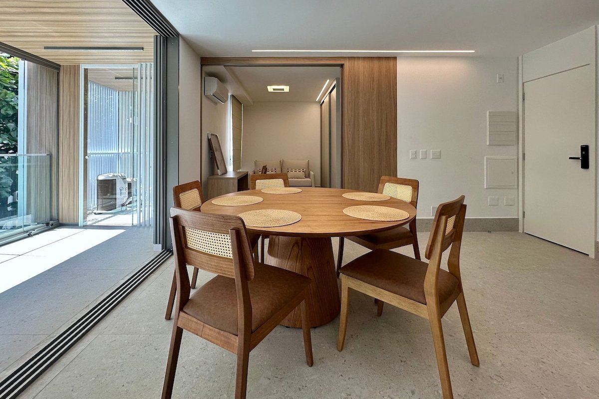 Exclusive apartment with balcony in Leblon gallery image 5