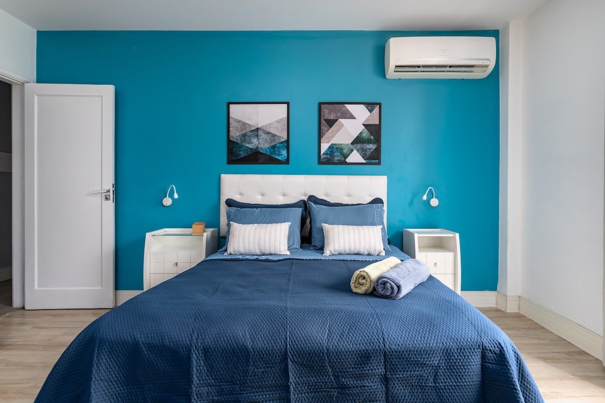 Design 3bdr Penthouse Huge balcony View 3min beach gallery image 4