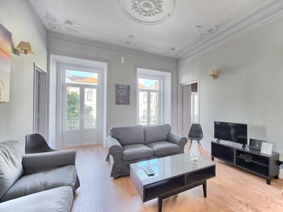 Lisbon Comfy Apartment II – Metro at the door