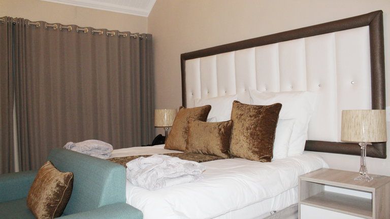 Mount Shekinah Country Hotel Orchid suite