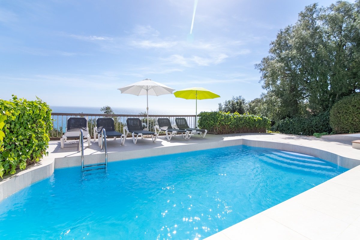 ★ CoastalVillas – Villa Cristina ★spectacular view gallery image 5