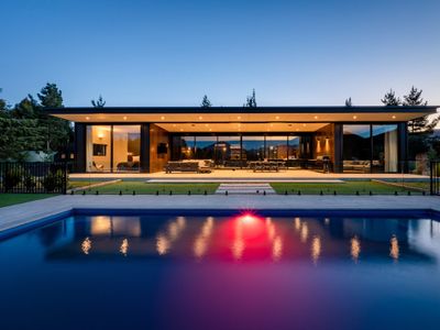 Riverbank – Hosted by NZSIR Luxury Rental Homes