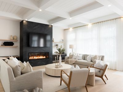 Georgina Waterfront Villa