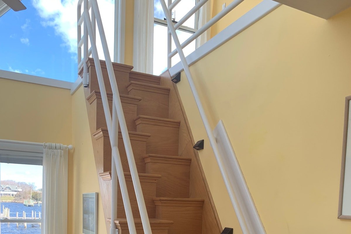 Waterfront in the Heart of Watch Hill gallery image 5