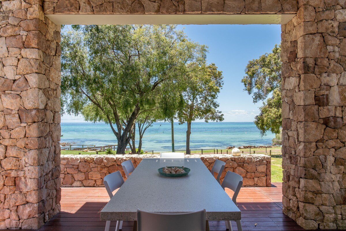 Bay Watch I Private Properties gallery image 3