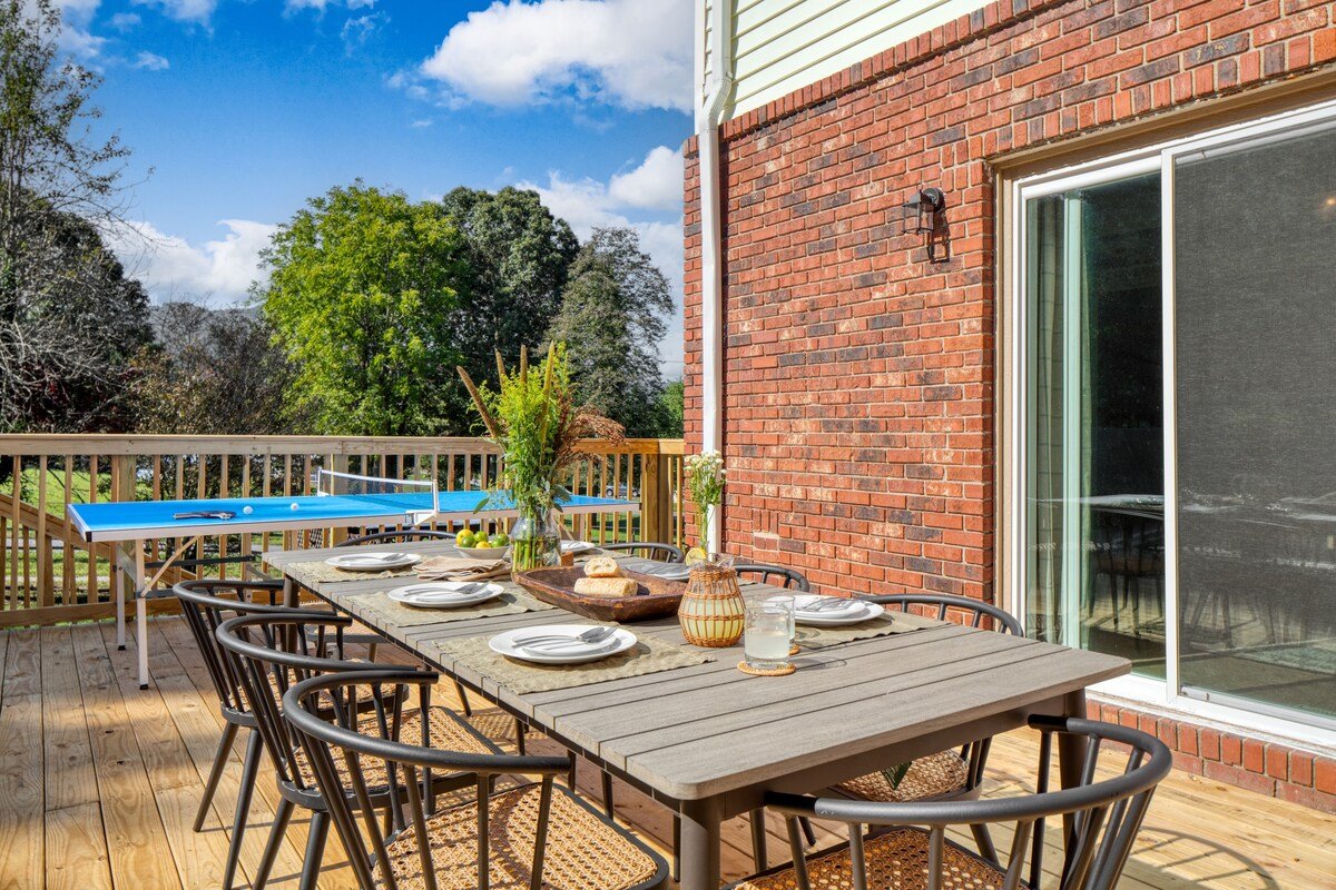 Ridge Valley by AvantStay | Chic Asheville Escape gallery image 4