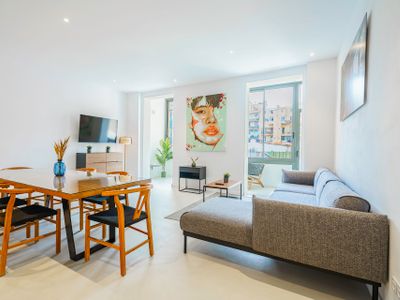 Brand New Superb 3Br Luminous Apt. in the Center