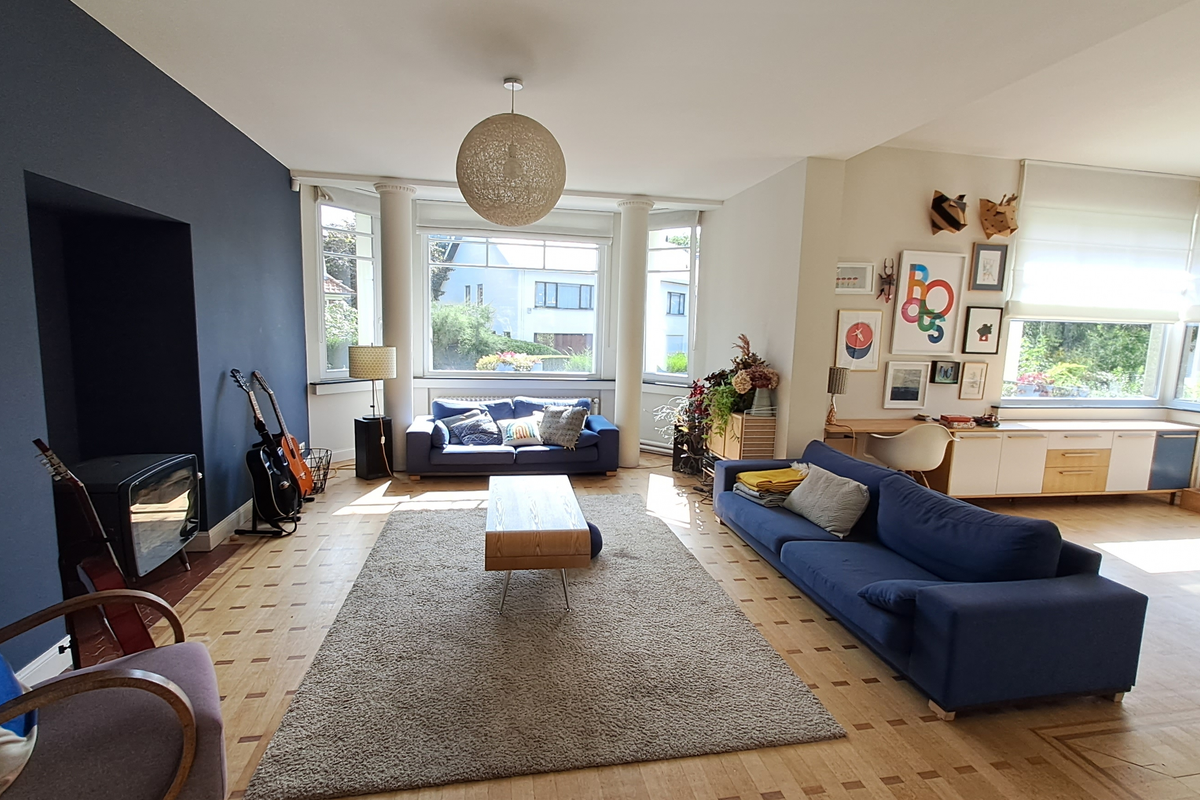 Grande maison, 5 chambres, 200m du métro