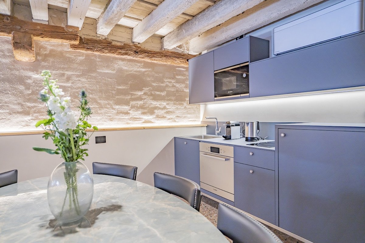 Corte Rubbi 1 A True Canal-side Experience gallery image 4