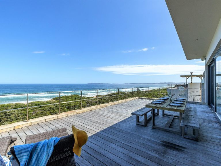 Whale Views Villa featured image