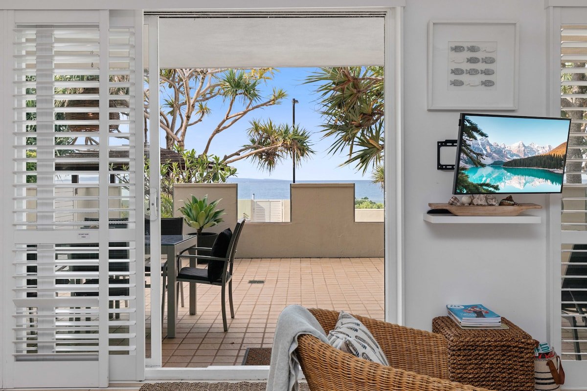Portofino 1: Beachfront Apartment Noosa Heads gallery image 5